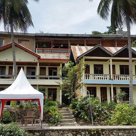 Sibayak Guesthouse Тук Тук Екстериор снимка