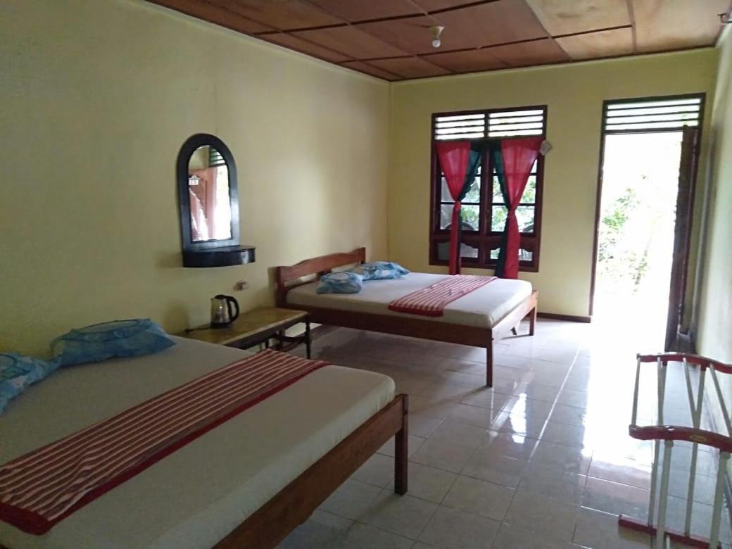 Sibayak Guesthouse Тук Тук Екстериор снимка