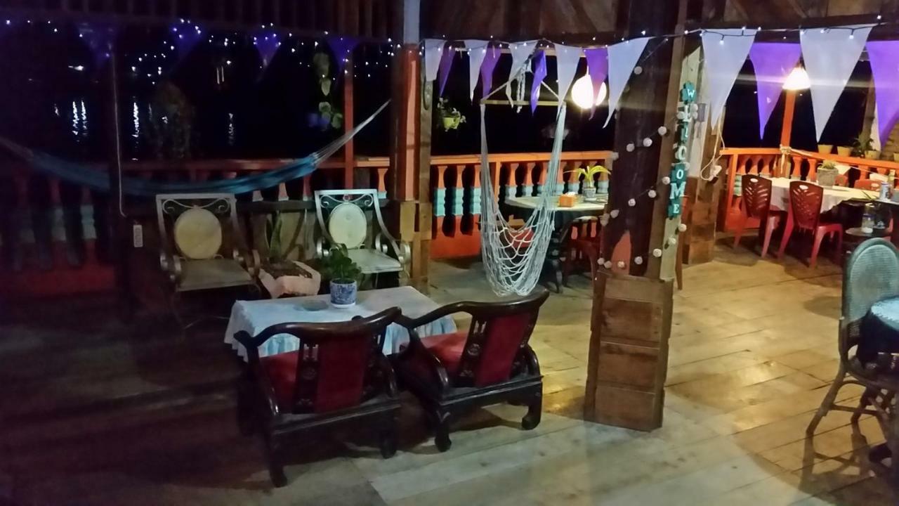 Sibayak Guesthouse Тук Тук Екстериор снимка