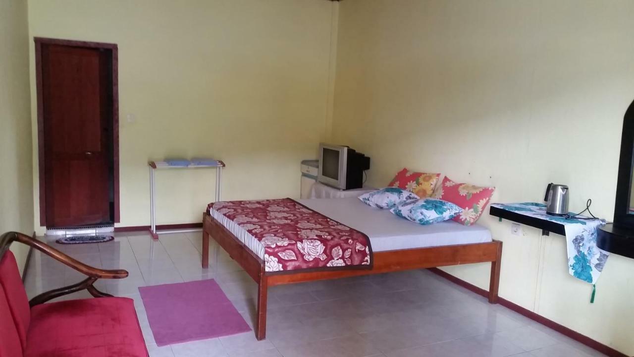 Sibayak Guesthouse Тук Тук Екстериор снимка