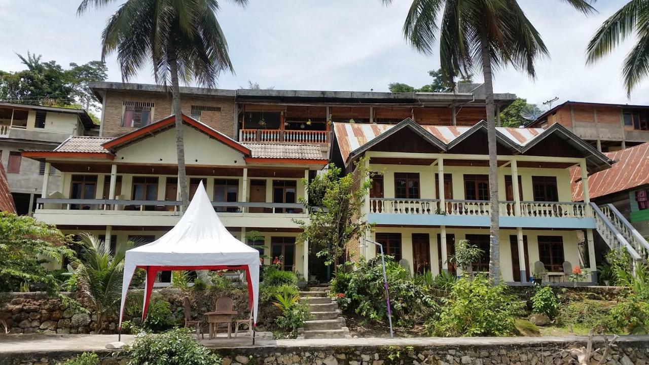 Sibayak Guesthouse Тук Тук Екстериор снимка